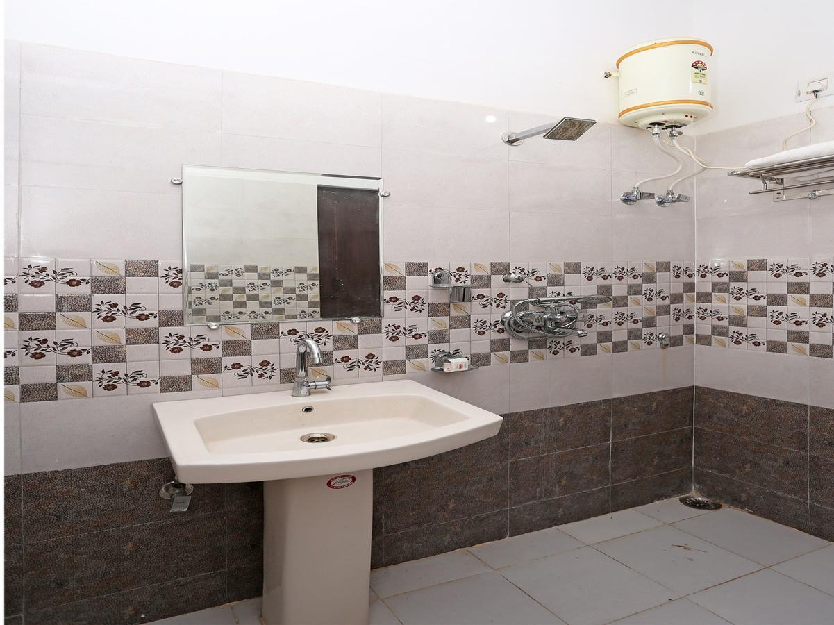 Oyo 10104 Radhika Resort コーター エクステリア 写真